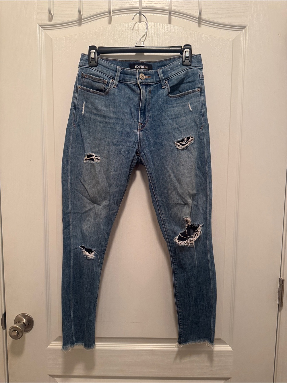 Express Distressed Mid Rise Stretch Skinny Jeans - Women’s Size 6
